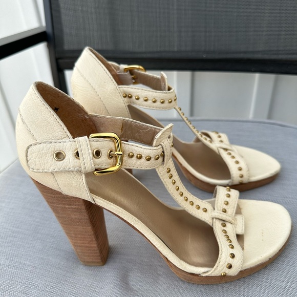 Stuart Weitzman heels size 9M - Picture 1 of 8